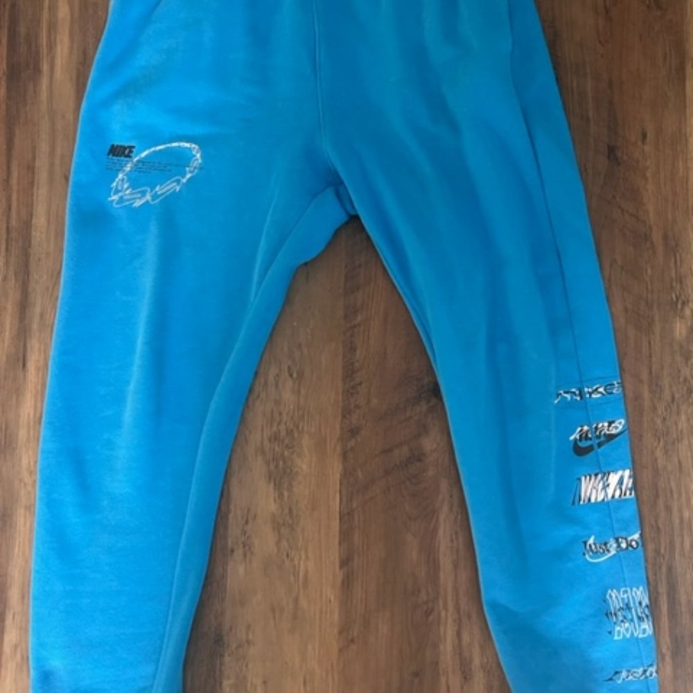 Nike pants